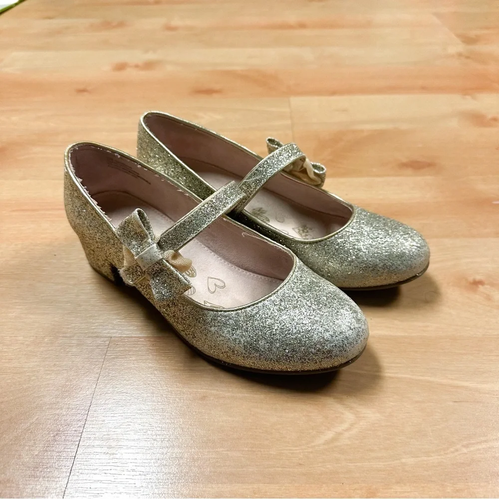 Olive & Edie Gold Glitter Gia Pump Dress Shoe Heels Girls Size 5